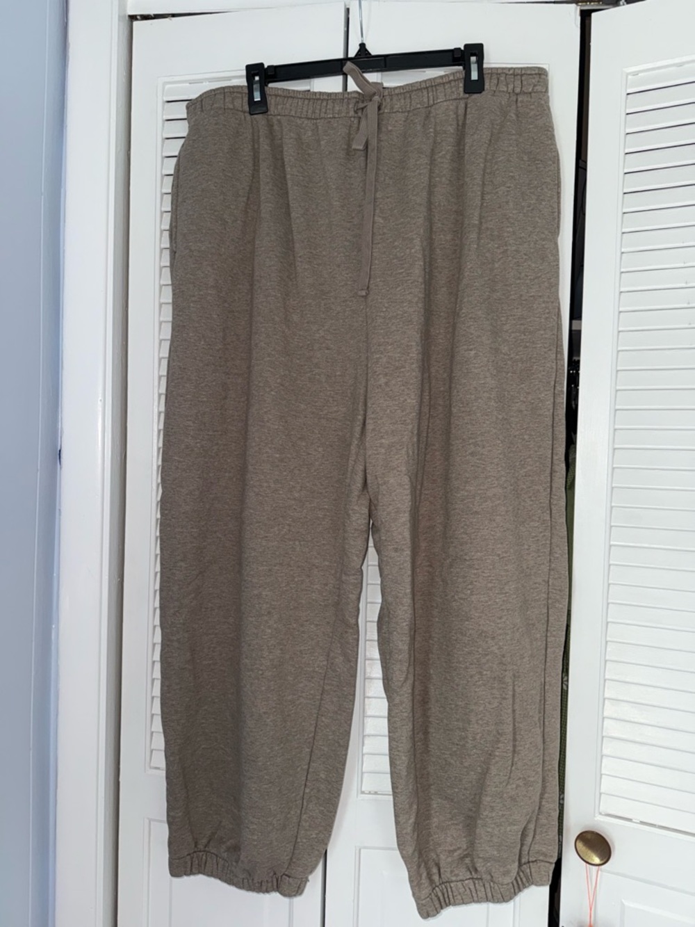 American Eagle Outfitters women’s Jogger Sweatpants
